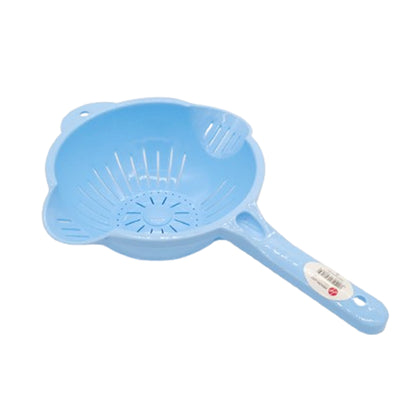 Strainer with handle