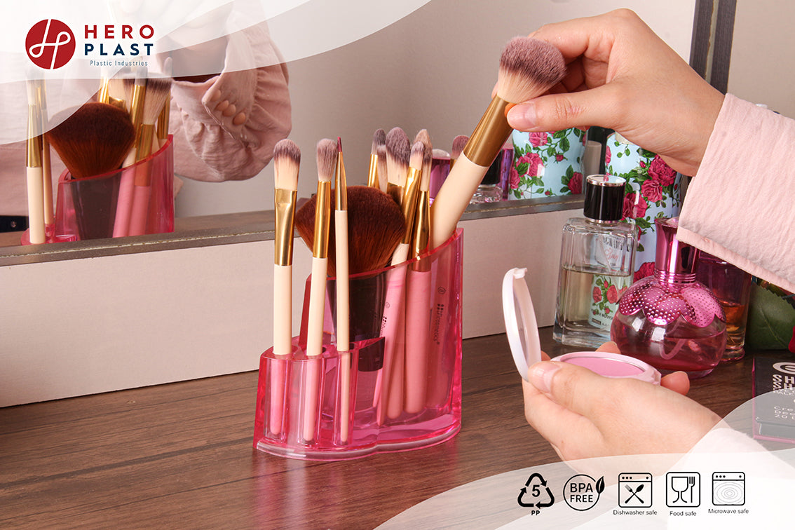 Oval Makeup/Pen Holder