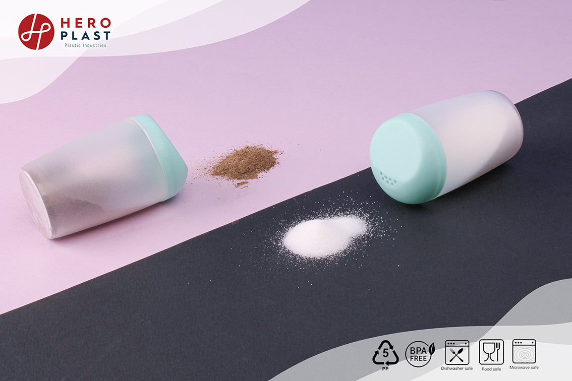 Set of 2 Spices Shakers